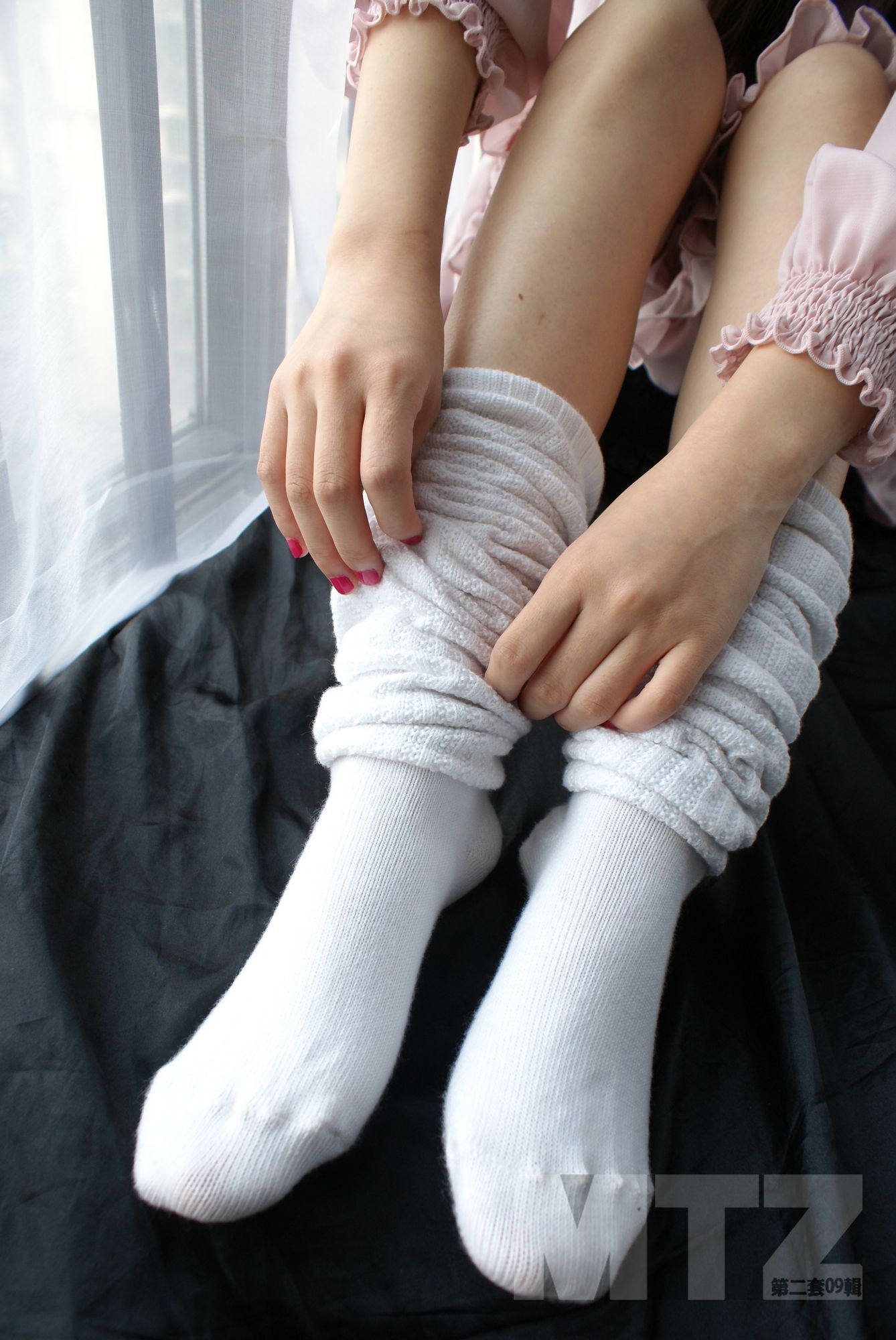 美腿志 不用擦粉的女生